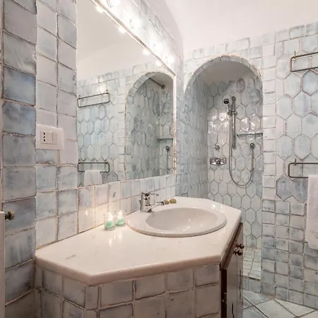 Luxuryvilla Con Piscina E Privacy In Centro